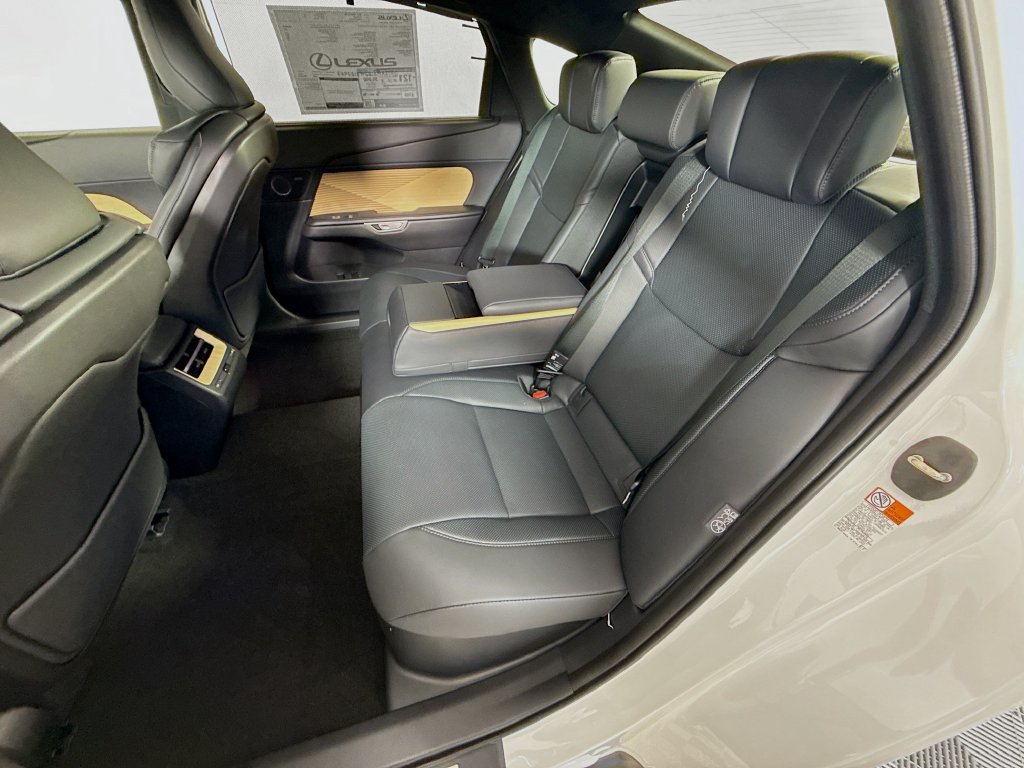 New 2026 Lexus ES 350e w/ Accessory Package (Z1) FWD image 17