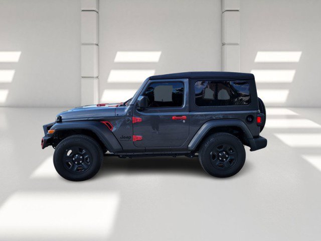 Used 2023 Jeep Wrangler Sport image 4