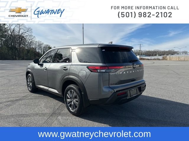 Used 2024 Nissan Pathfinder S image 7