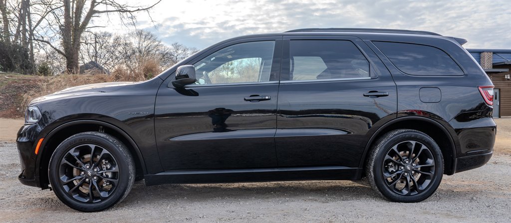 Used 2023 Dodge Durango R/T w/ Hemi Orange Plus Package image 2