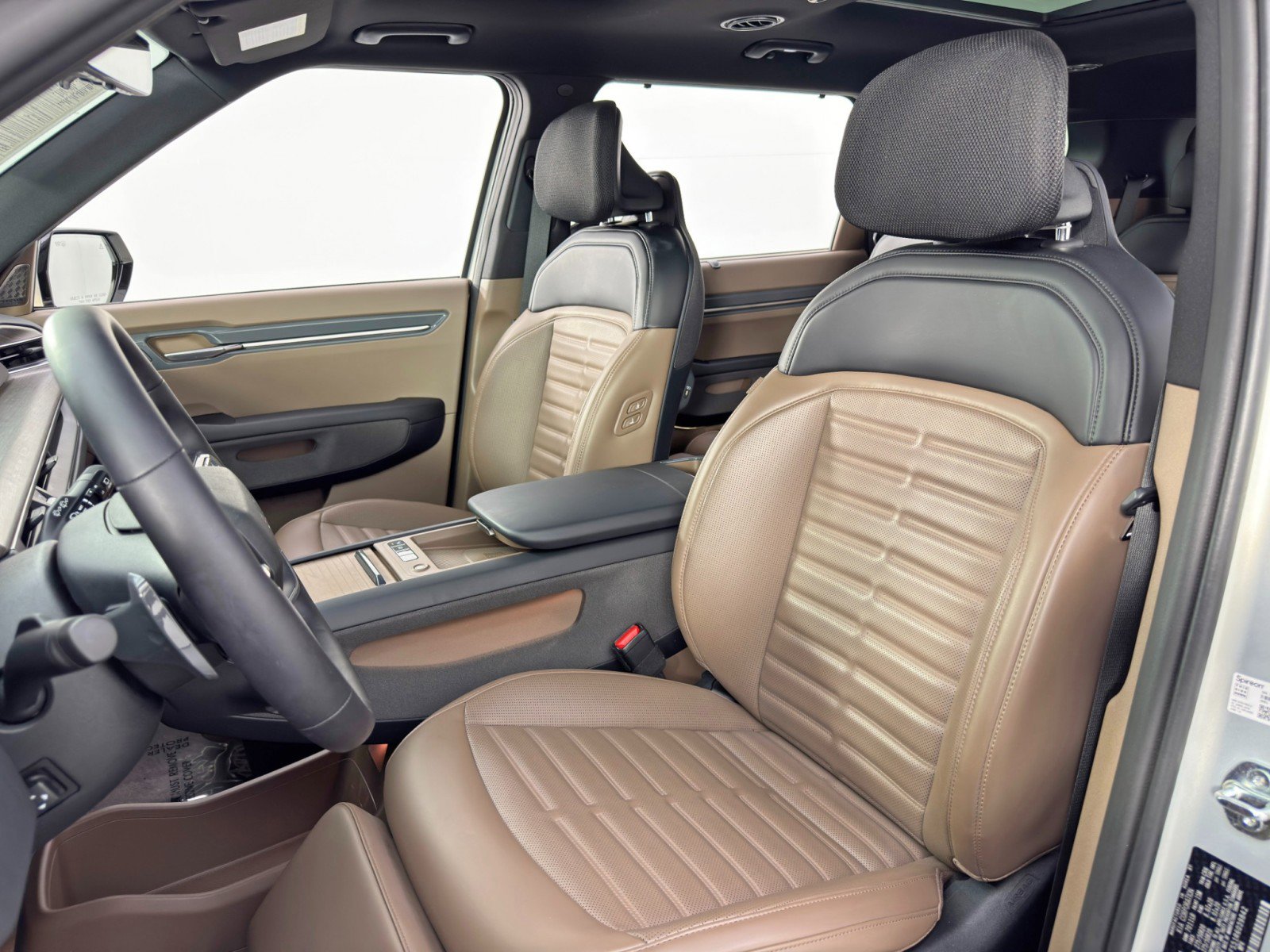 Used 2024 Kia EV9 Land image 39