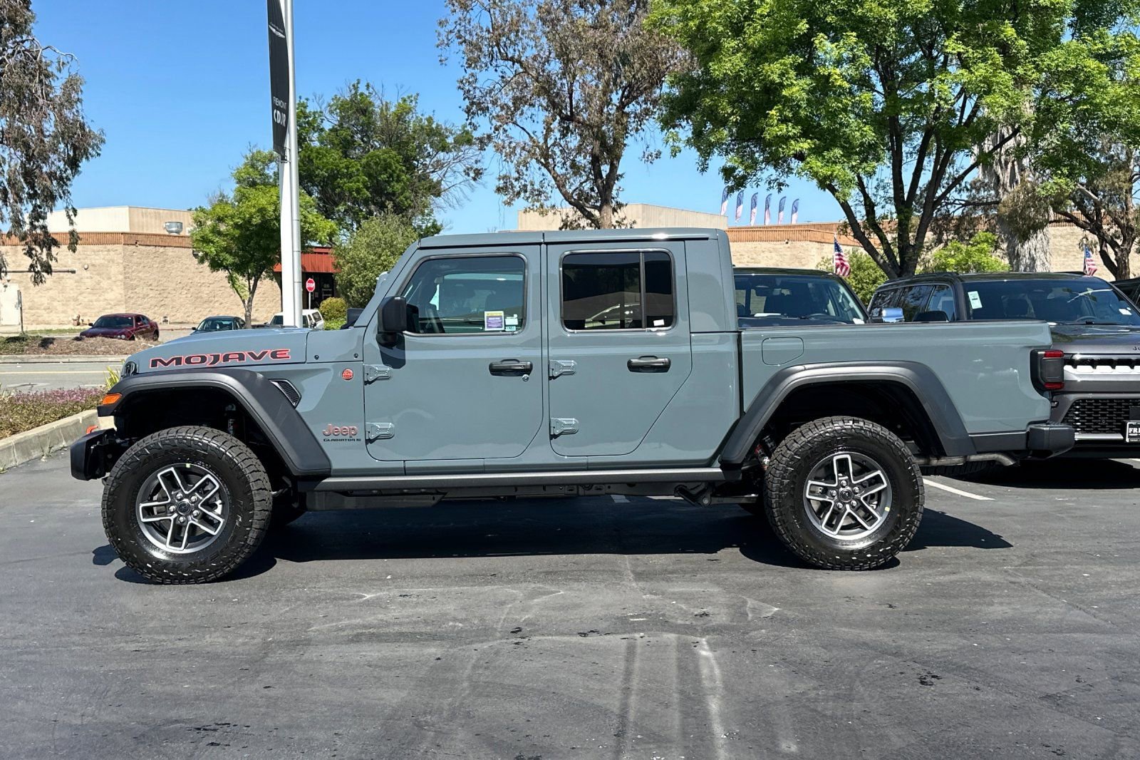 New 2026 Jeep Gladiator Mojave AWD/4WD image 6