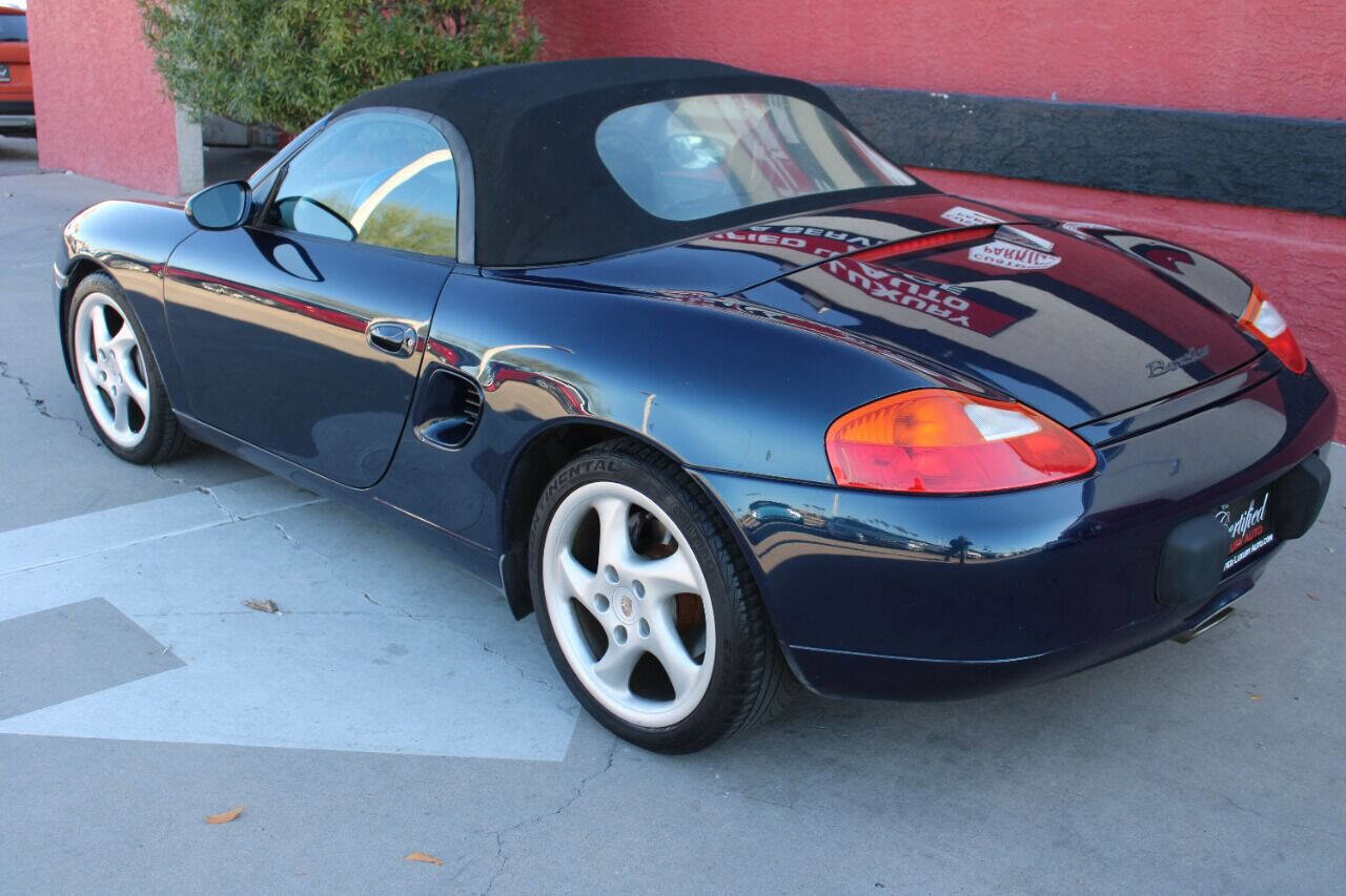 Used 2000 Porsche Boxster image 14