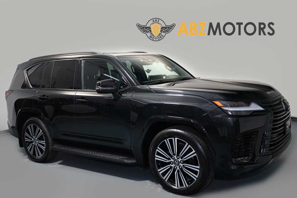 Used 2025 Lexus LX 600 4WD w/ Luxury Package