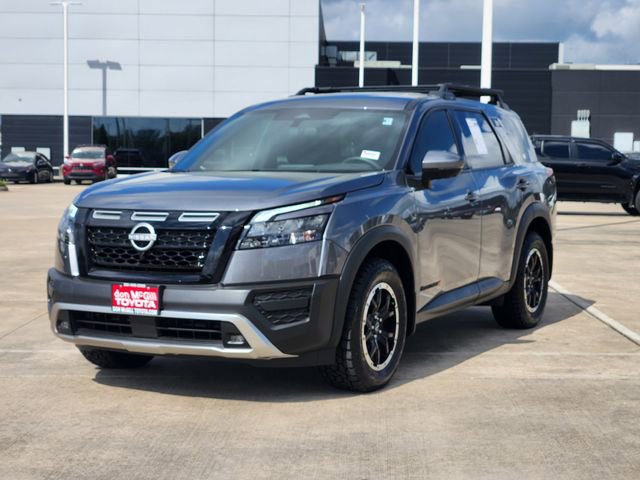 Used 2025 Nissan Pathfinder Rock Creek image 3