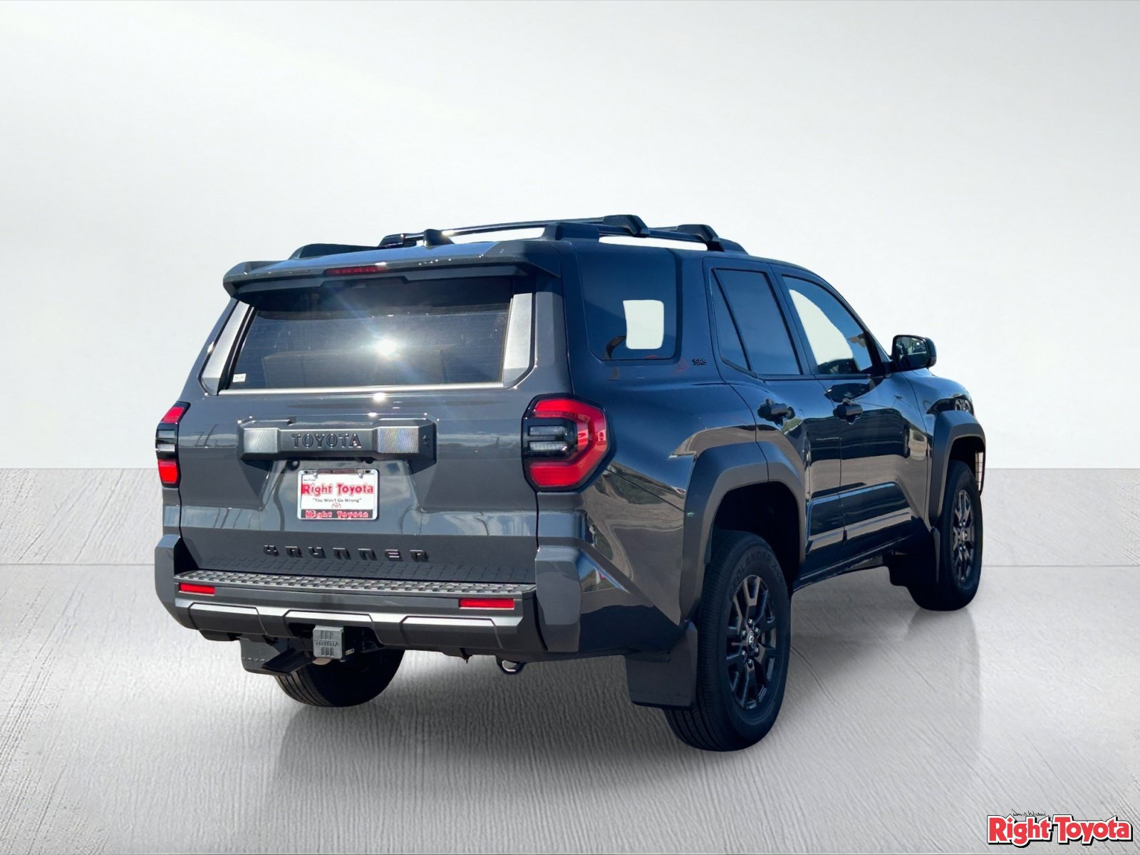 New 2026 Toyota 4Runner SR5 AWD/4WD image 5
