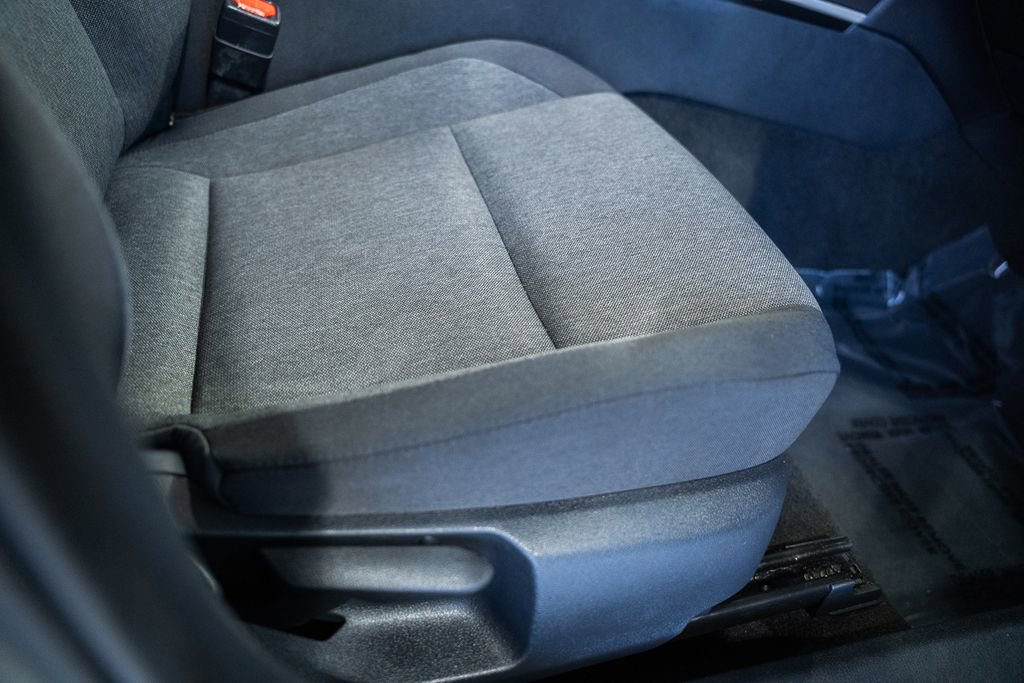 Used 2025 Toyota Camry LE FWD image 32