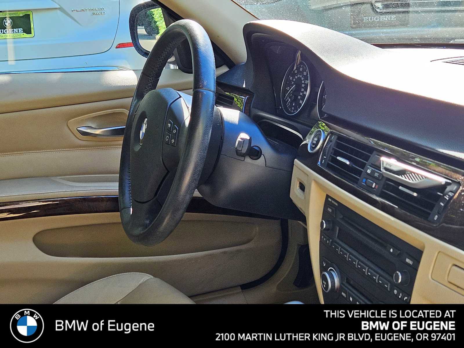 Used 2009 BMW 328i Sedan w/ Premium Pkg RWD image 10