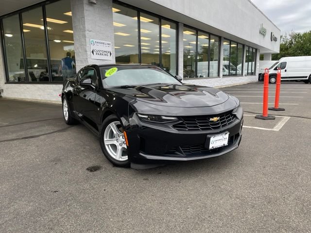 Used 2020 Chevrolet Camaro LT RWD image 3