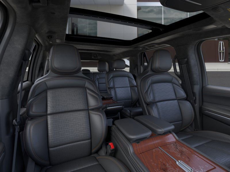 New 2025 Lincoln Navigator Black Label image 10