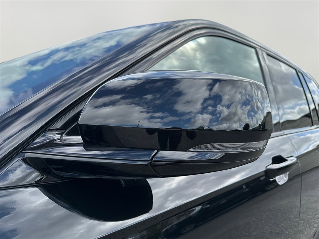 New 2025 Jeep Grand Cherokee Altitude image 11