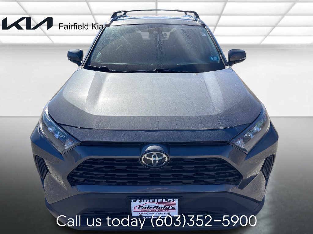 Used 2019 Toyota RAV4 LE w/ Carpet Mat Package AWD/4WD image 8