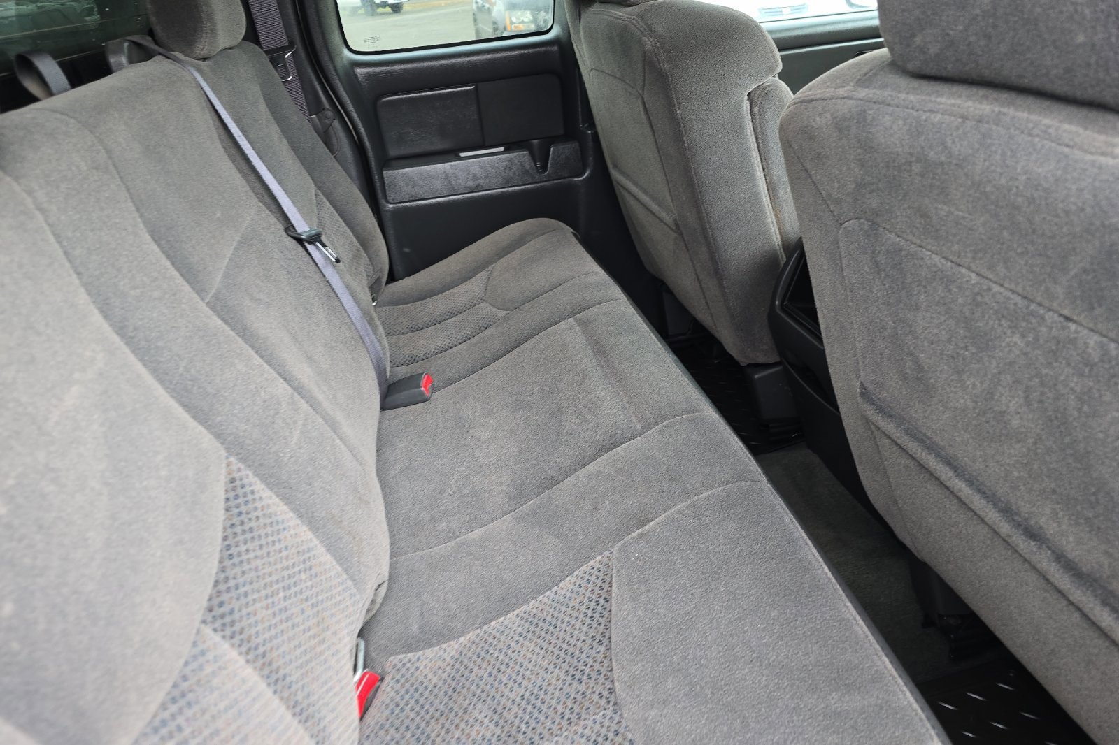 Used 2006 Chevrolet Silverado 2500 LT w/ Heavy-Duty Power Package image 16