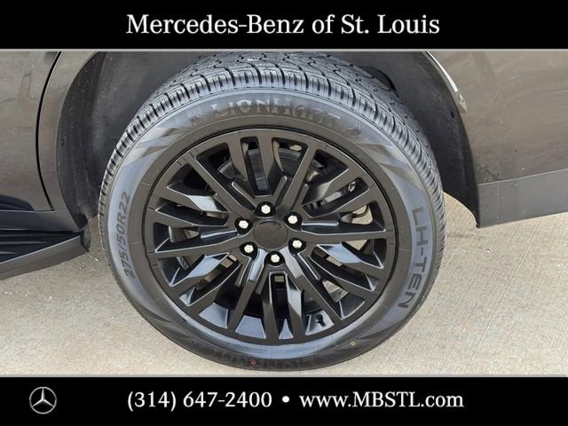 Used 2024 Chevrolet Tahoe RST w/ Luxury Package image 11