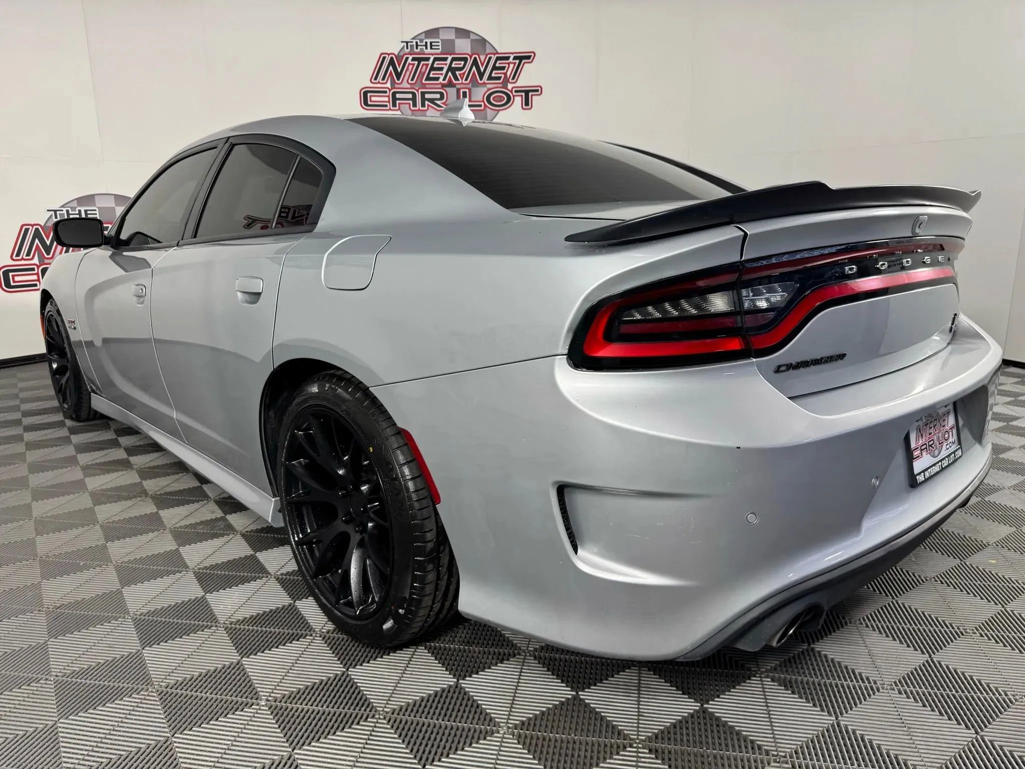 Used 2021 Dodge Charger Scat Pack w/ Navigation & Travel Group RWD image 30