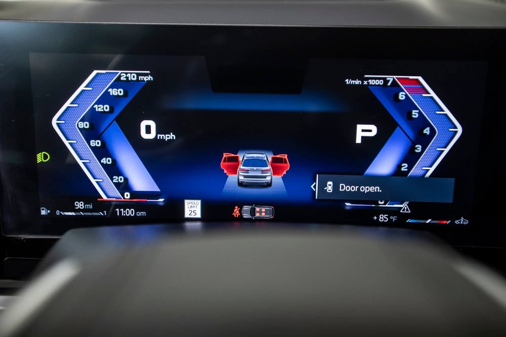 Used 2024 BMW ALPINA XB7 AWD/4WD image 33