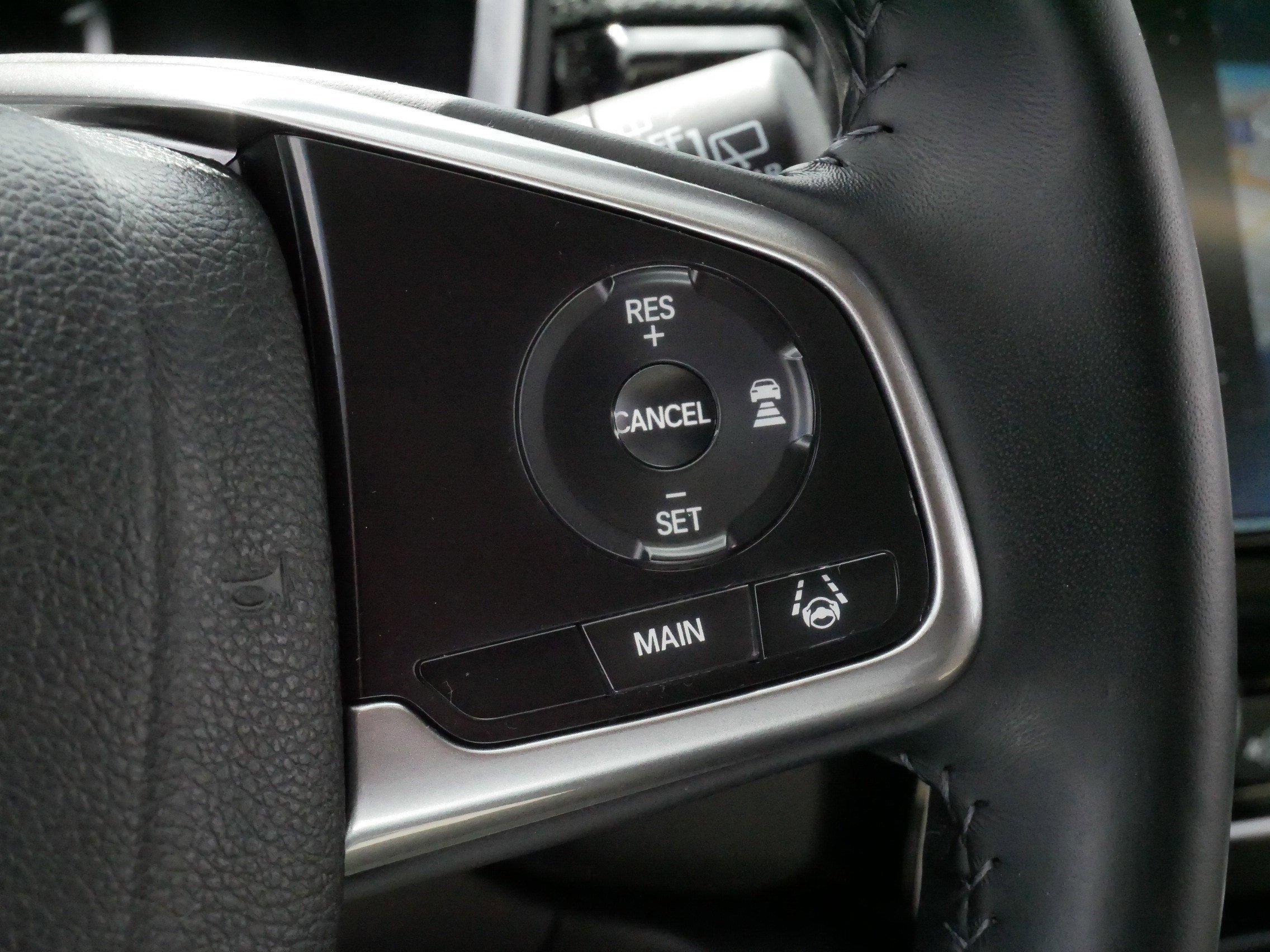 Used 2018 Honda CR-V Touring image 25