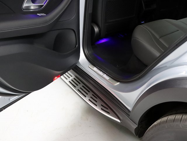 Certified 2025 Mercedes-Benz GLE 450 4MATIC image 31