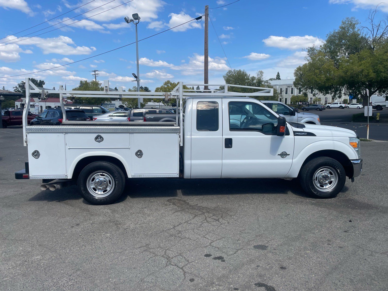 Used 2015 Ford F250 XL w/ Power Equipment Group RWD image 6