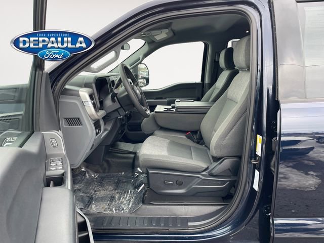 Used 2025 Ford F450 XLT w/ FX4 Off-Road Package image 11