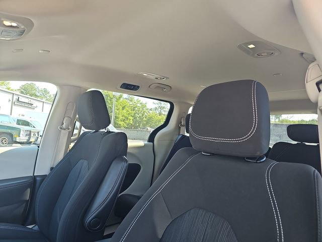 Used 2024 Chrysler Voyager LX FWD image 16