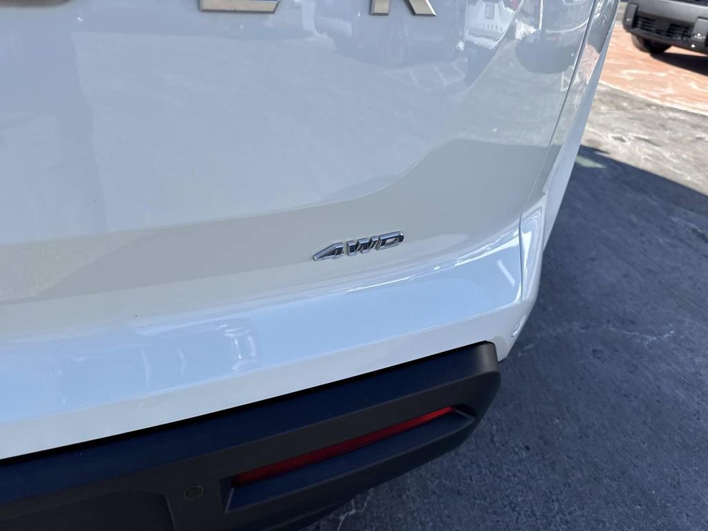 Used 2024 Nissan Pathfinder S image 5