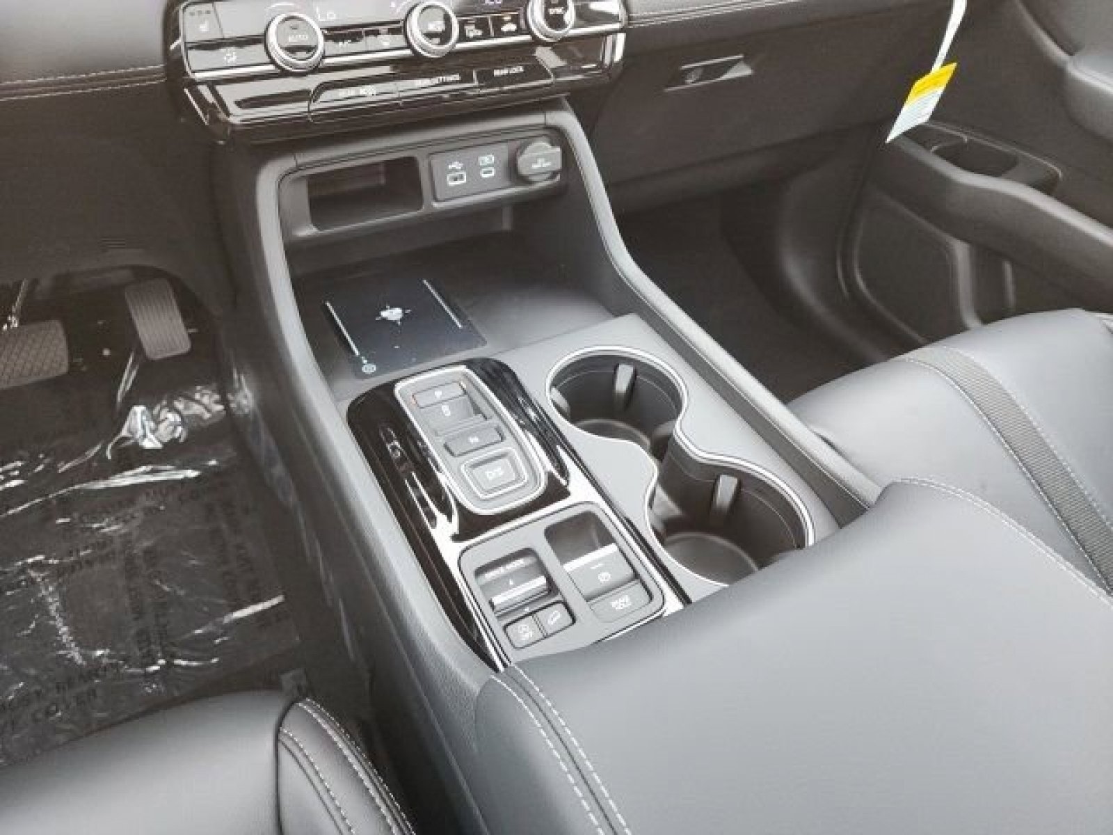 New 2025 Honda Pilot Touring image 30