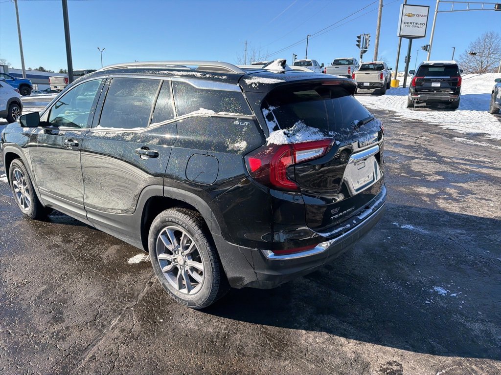 Certified 2022 GMC Terrain SLT w/ Infotainment Package II image 5