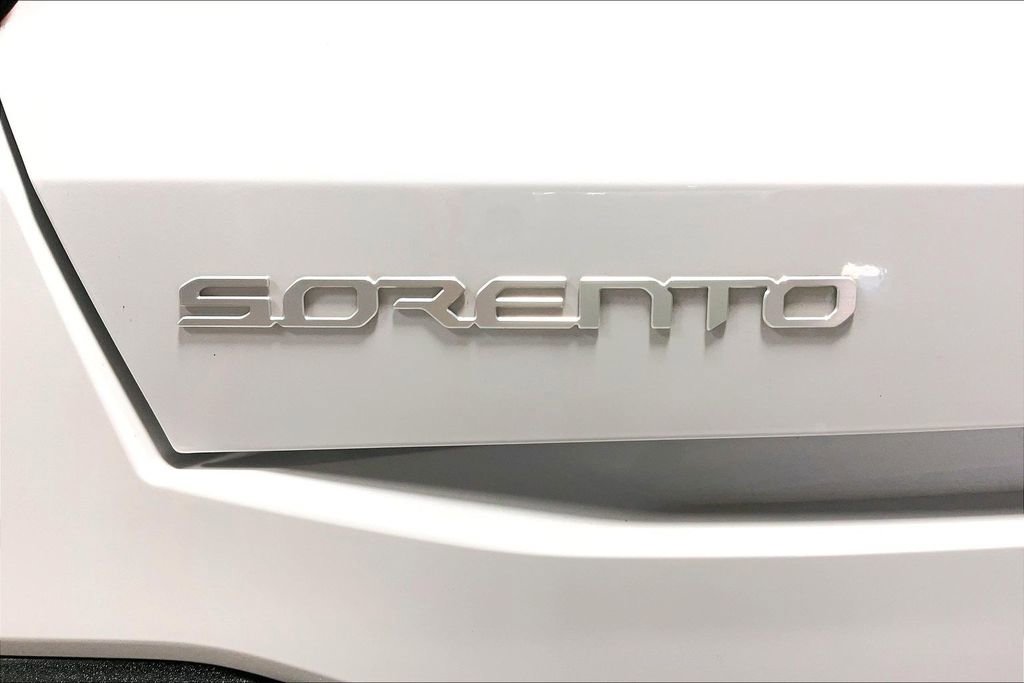 Used 2024 Kia Sorento LX FWD image 40