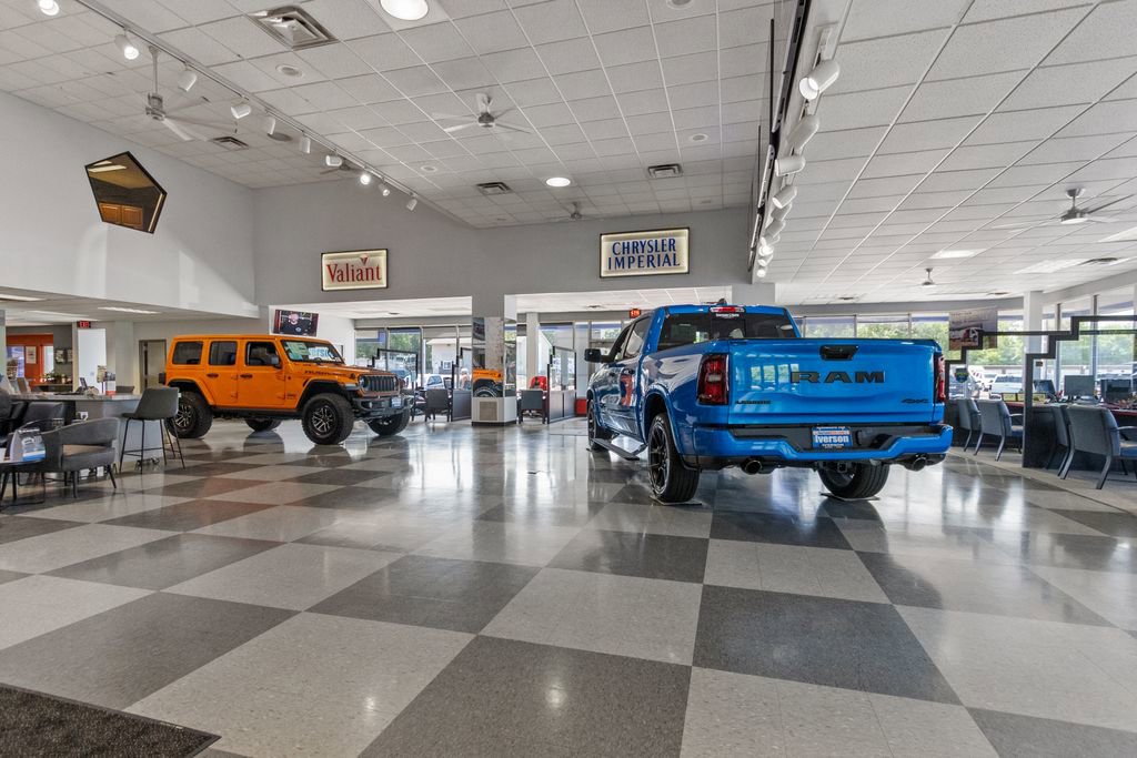 Used 2023 Hyundai Santa Fe SEL w/ Premium Package image 9