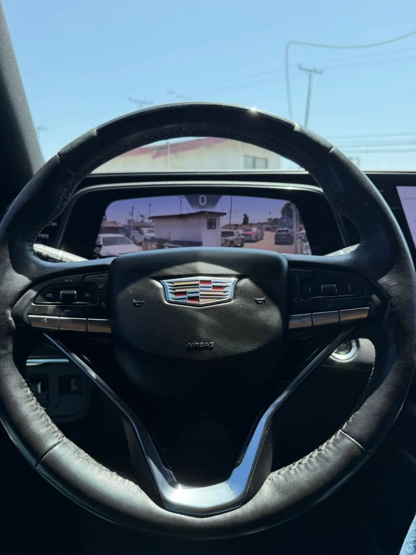 Used 2022 Cadillac Escalade Sport RWD image 25