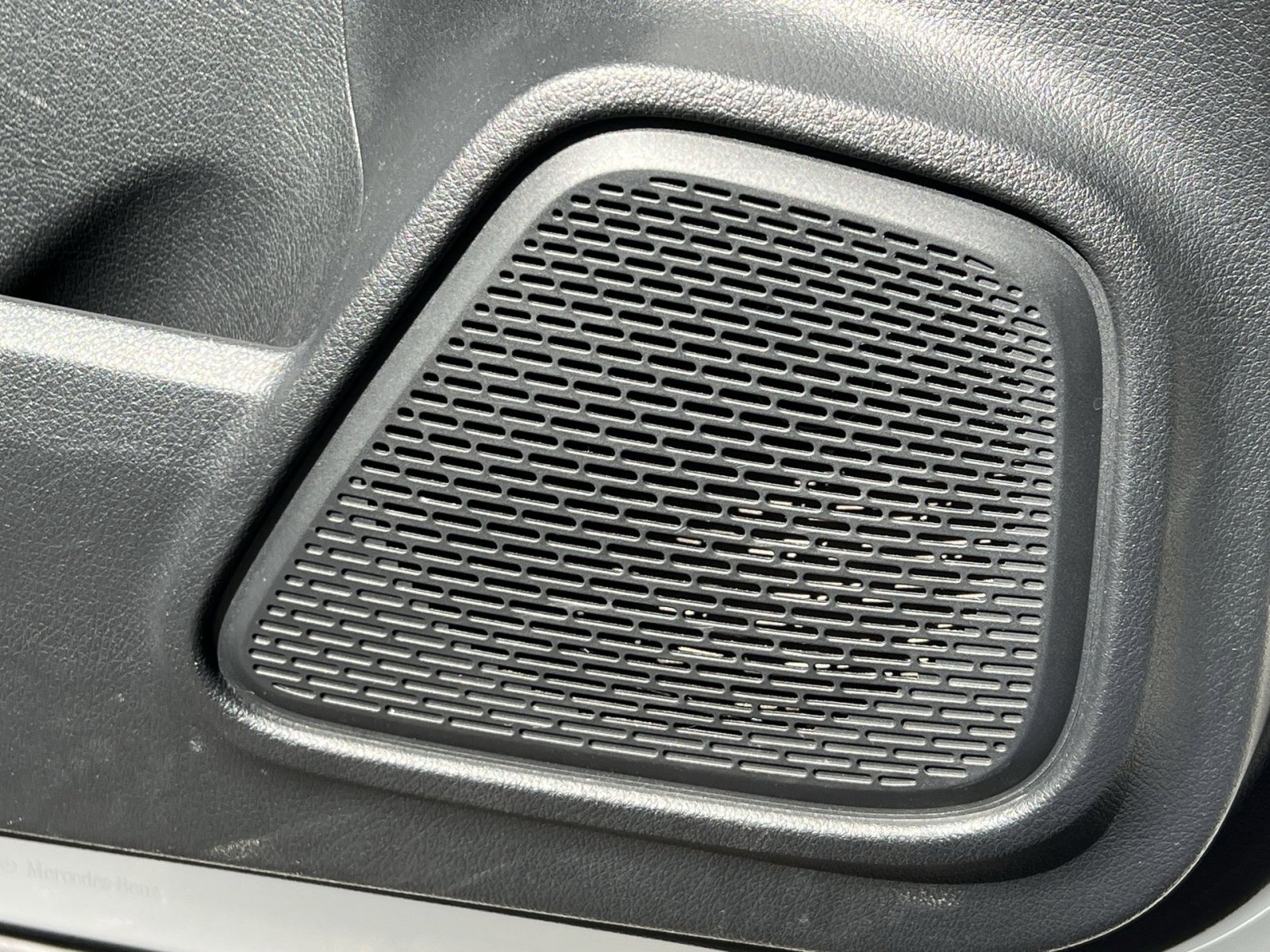 Certified 2022 Mercedes-Benz GLB 250 4MATIC image 34
