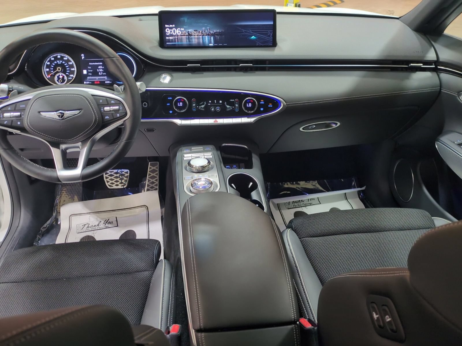Certified 2025 Genesis GV70 3.5T Sport AWD/4WD image 15