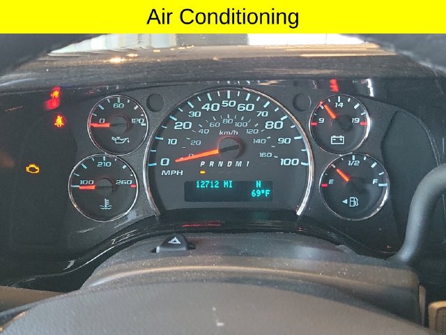 Used 2025 Chevrolet Express 2500 Extended w/ Driver Convenience Package RWD image 10