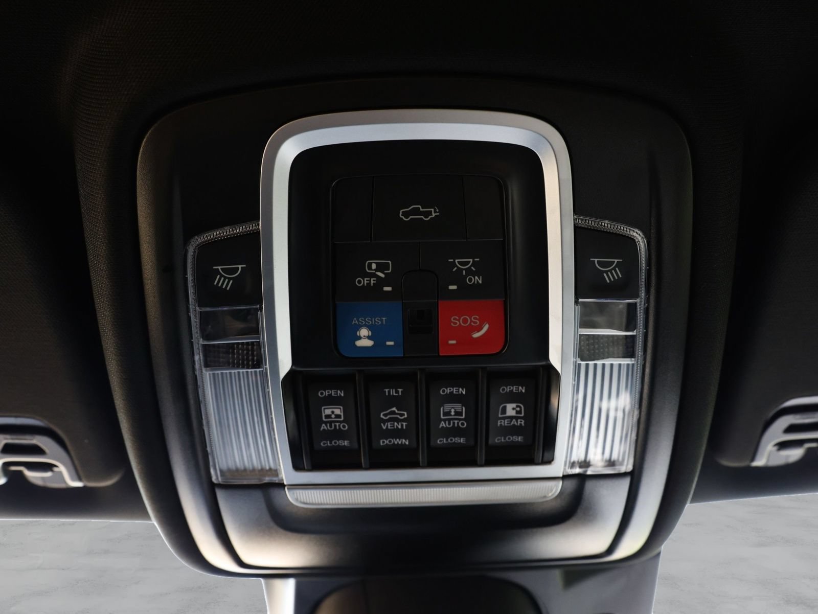 Used 2024 RAM 1500 TRX AWD/4WD image 47