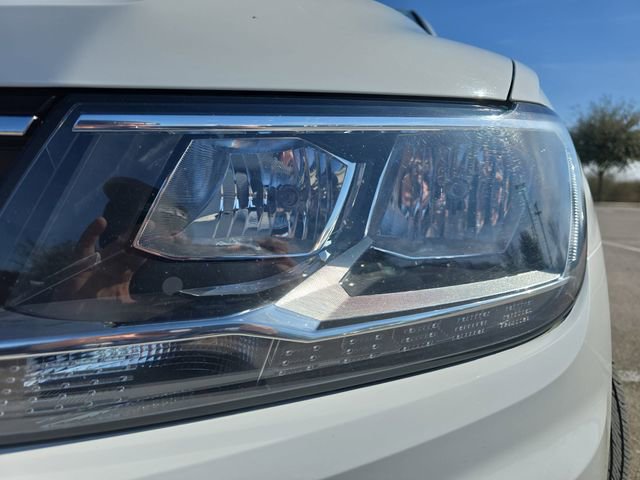 Used 2021 Volkswagen Tiguan SE image 31