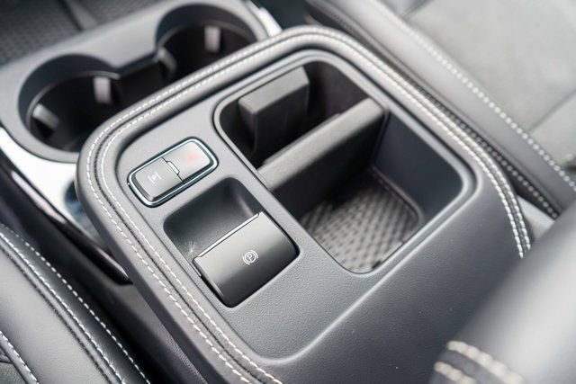 Used 2025 Ford Mustang Mach-E GT AWD/4WD image 31