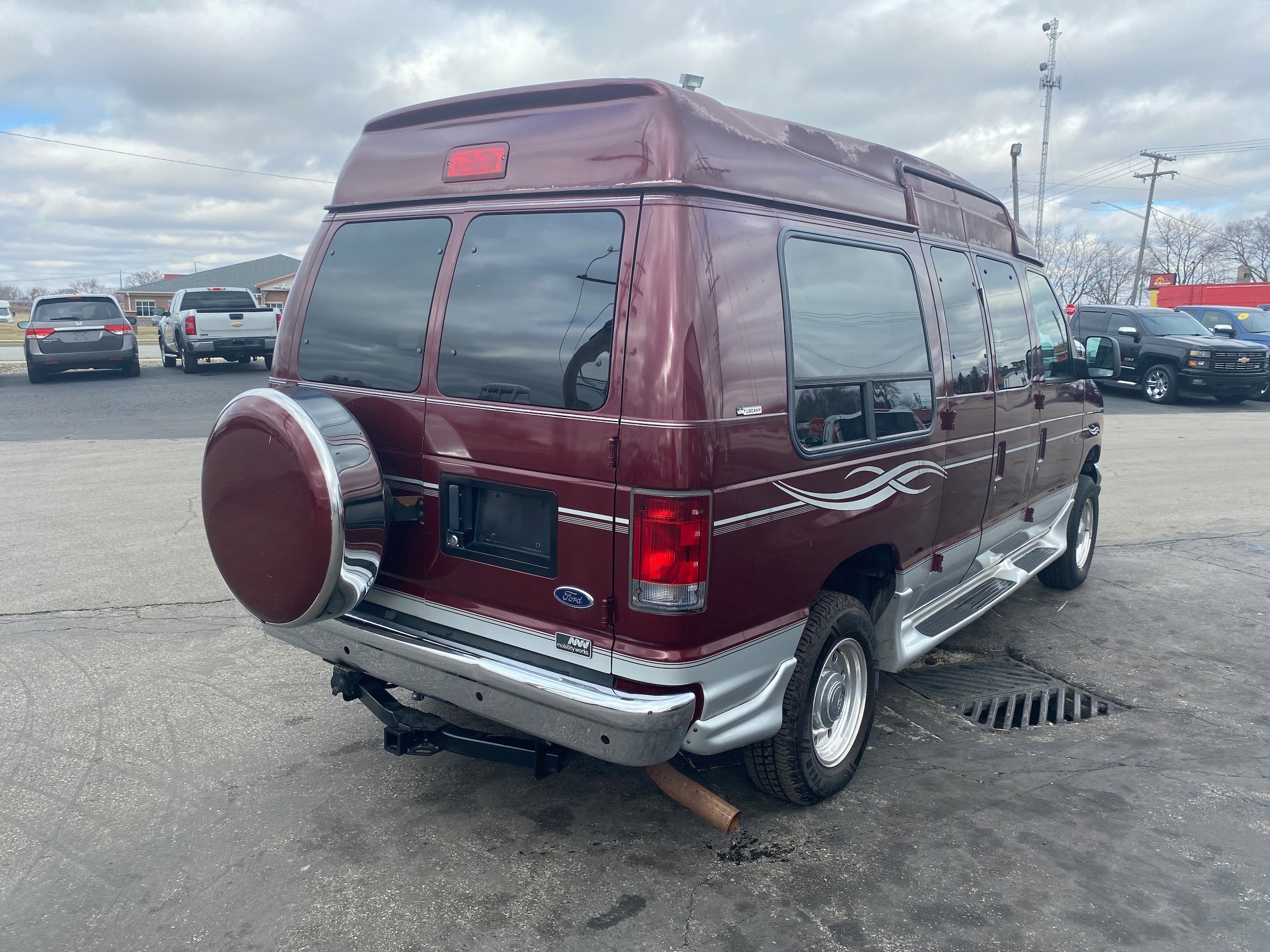 Used 2006 Ford E-250 and Econoline 250 RWD image 5