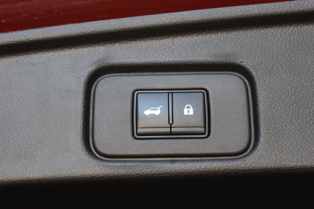 Used 2023 Nissan Pathfinder Platinum w/ Lighting Package (N93) image 19
