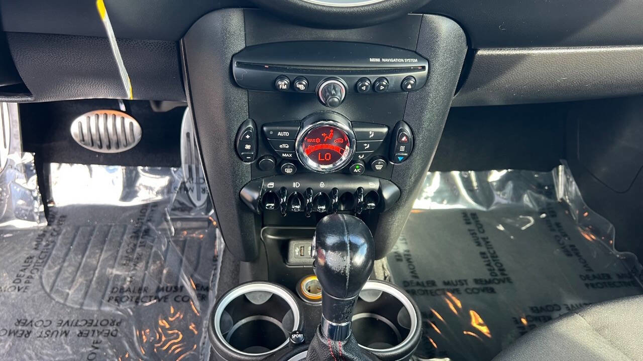 Used 2013 MINI Cooper John Cooper Works image 16