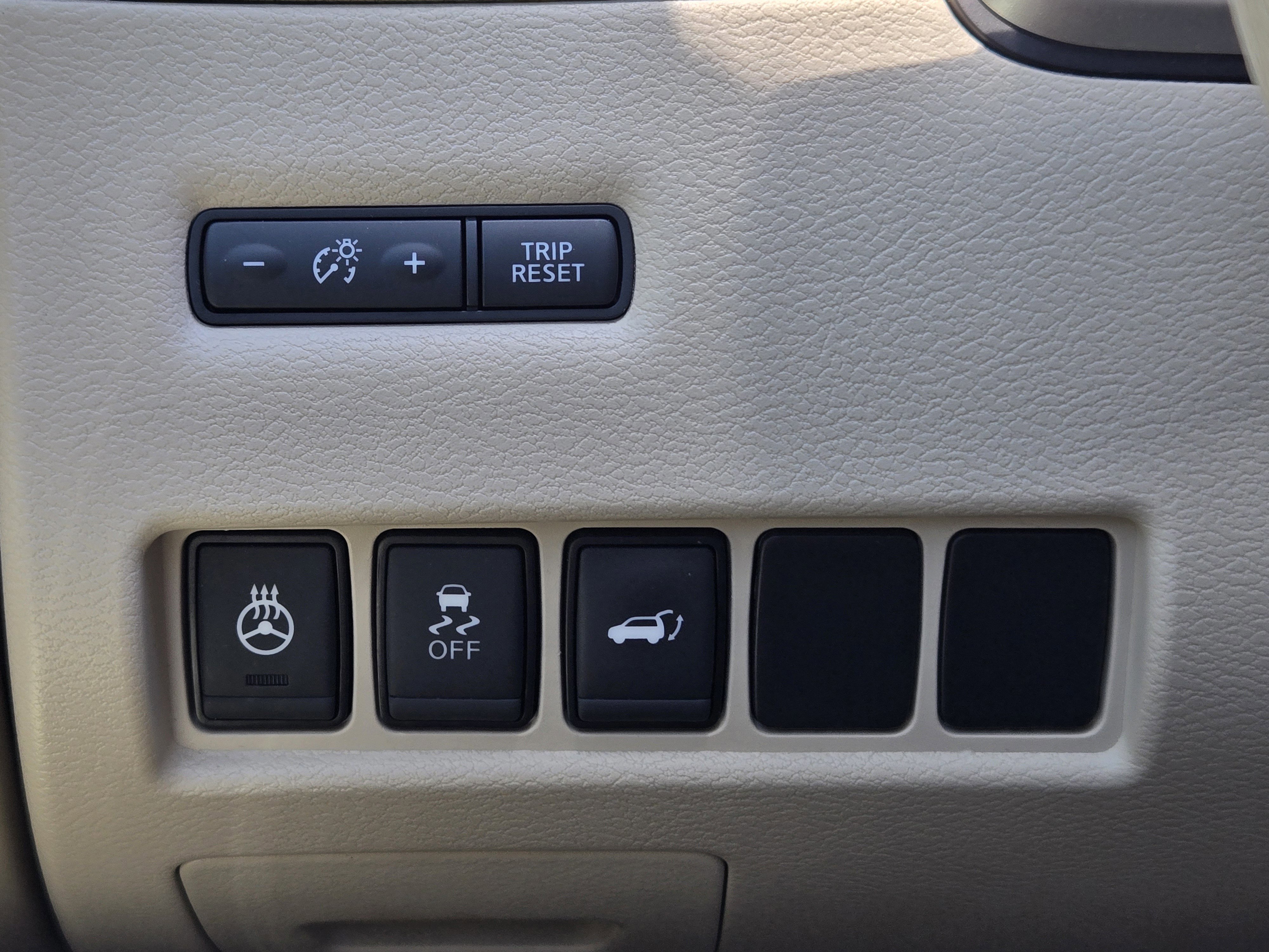 Used 2017 Nissan Murano Platinum w/ Platinum Technology Package FWD image 19