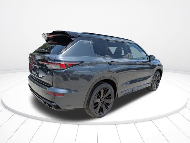 New 2026 Mitsubishi Outlander SEL Black Edition FWD image 4