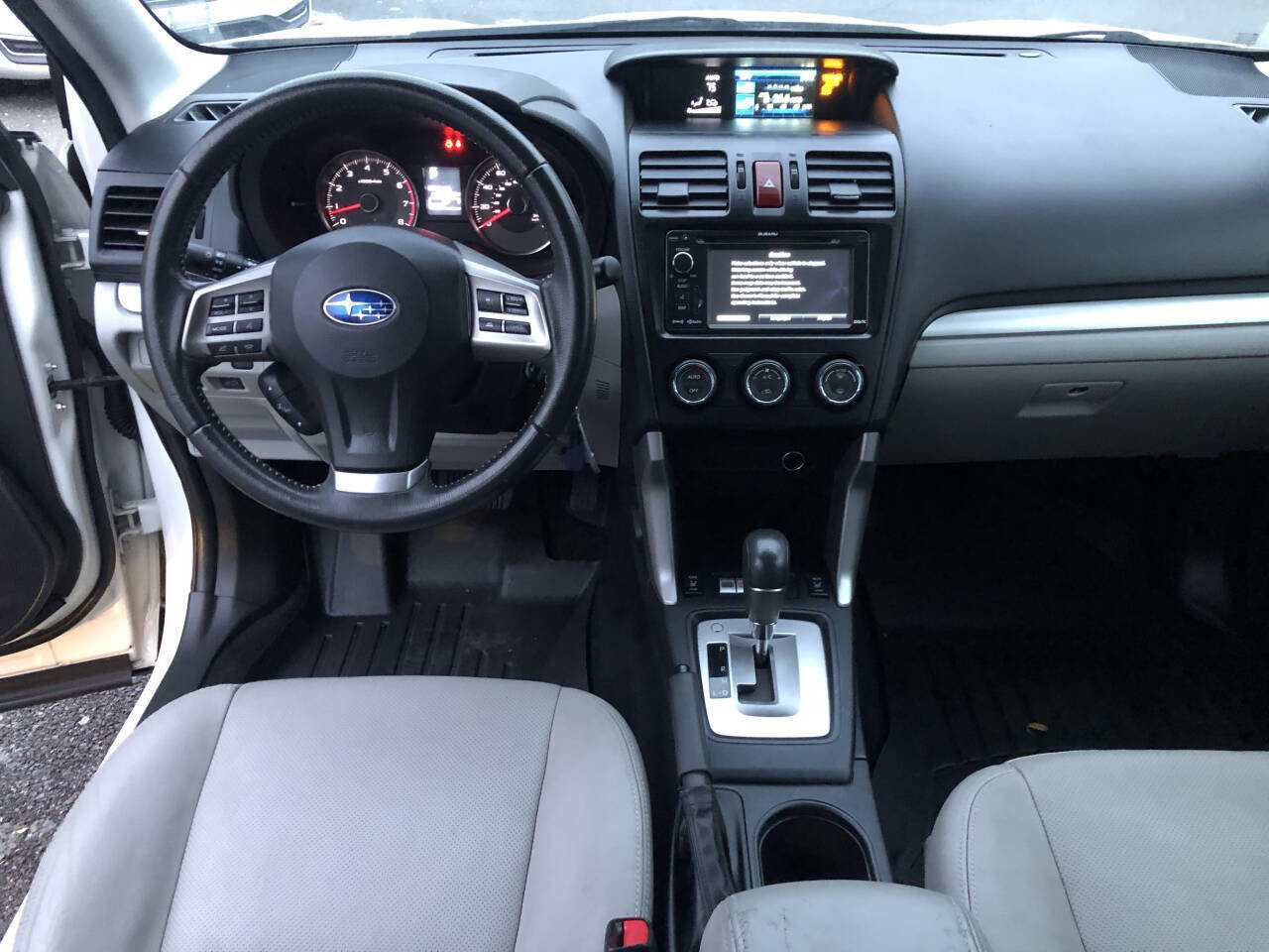 Used 2015 Subaru Forester 2.5i Limited image 10