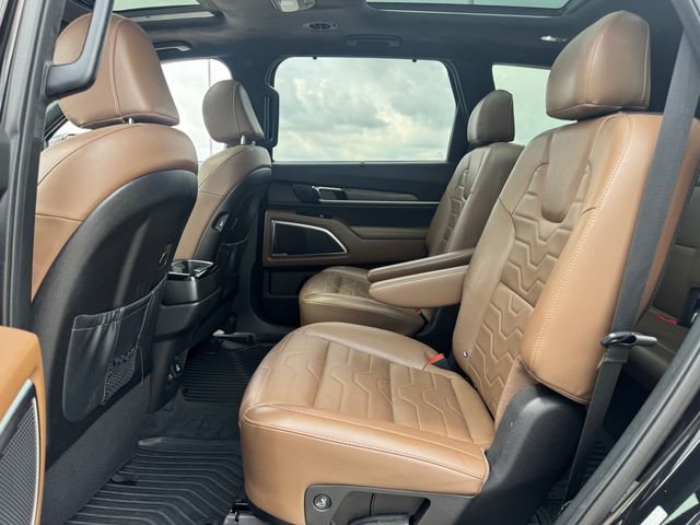 Used 2022 Kia Telluride SX w/ SX Prestige Package AWD/4WD image 13