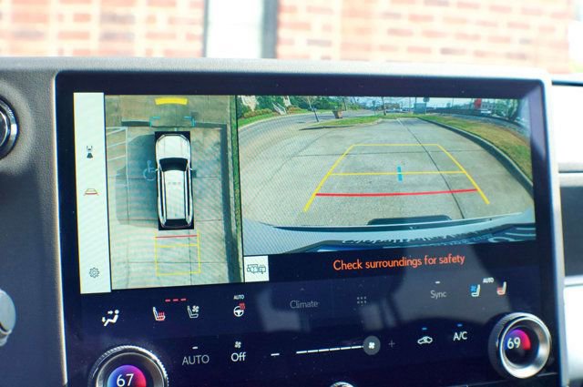 Used 2024 Lexus GX 550 image 29