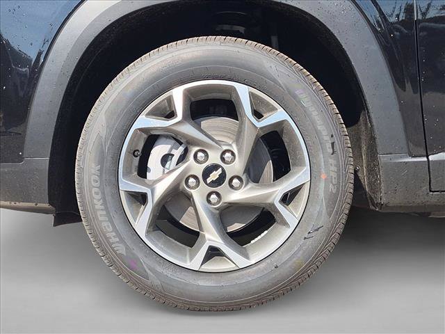 New 2026 Chevrolet Trax LT w/ Driver Confidence Package FWD image 10