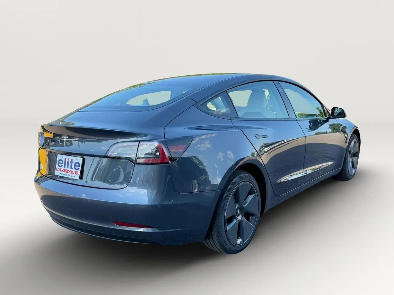 Used 2021 Tesla Model 3 Standard Range Plus RWD image 7