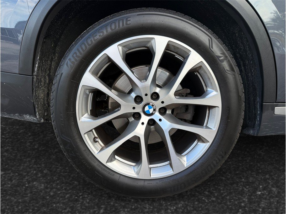 Used 2021 BMW X5 sDrive40i w/ Premium Package RWD image 15