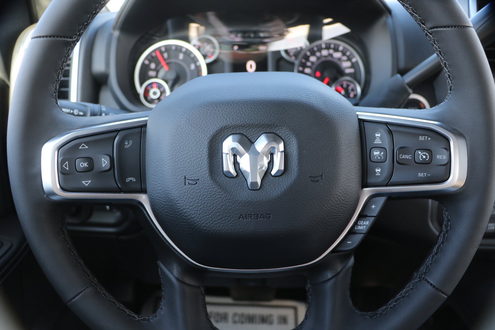 New 2026 RAM 2500 Big Horn AWD/4WD image 17