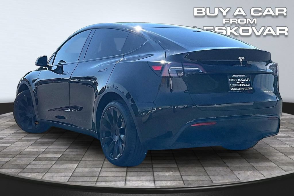 Used 2021 Tesla Model Y Long Range AWD/4WD image 2